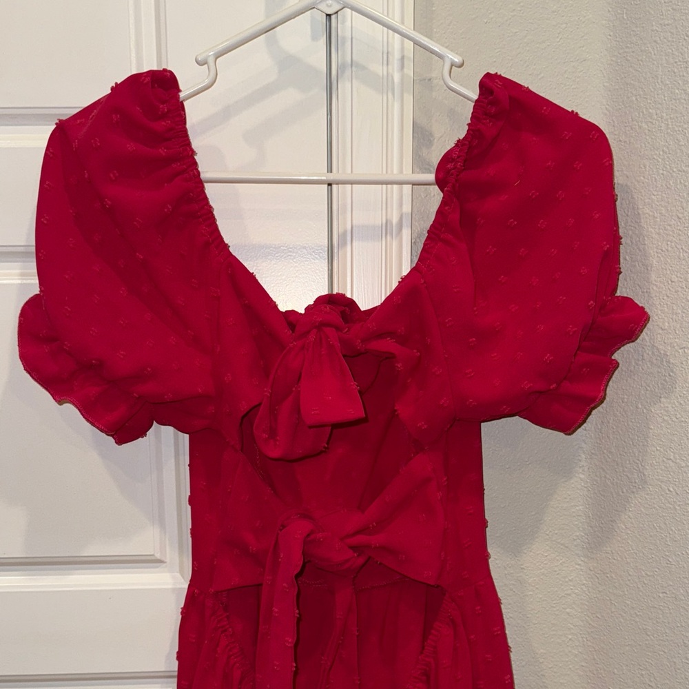 Elegant Red Puff Sleeve Dress - Picture 3 of 4